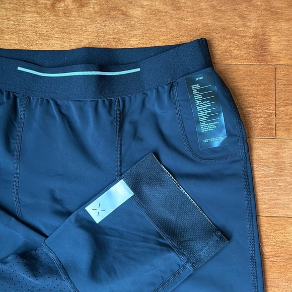 NWOT Ten Thousand 3/4 Length Tight Size Small, Medium & Large - Picture 4 of 4